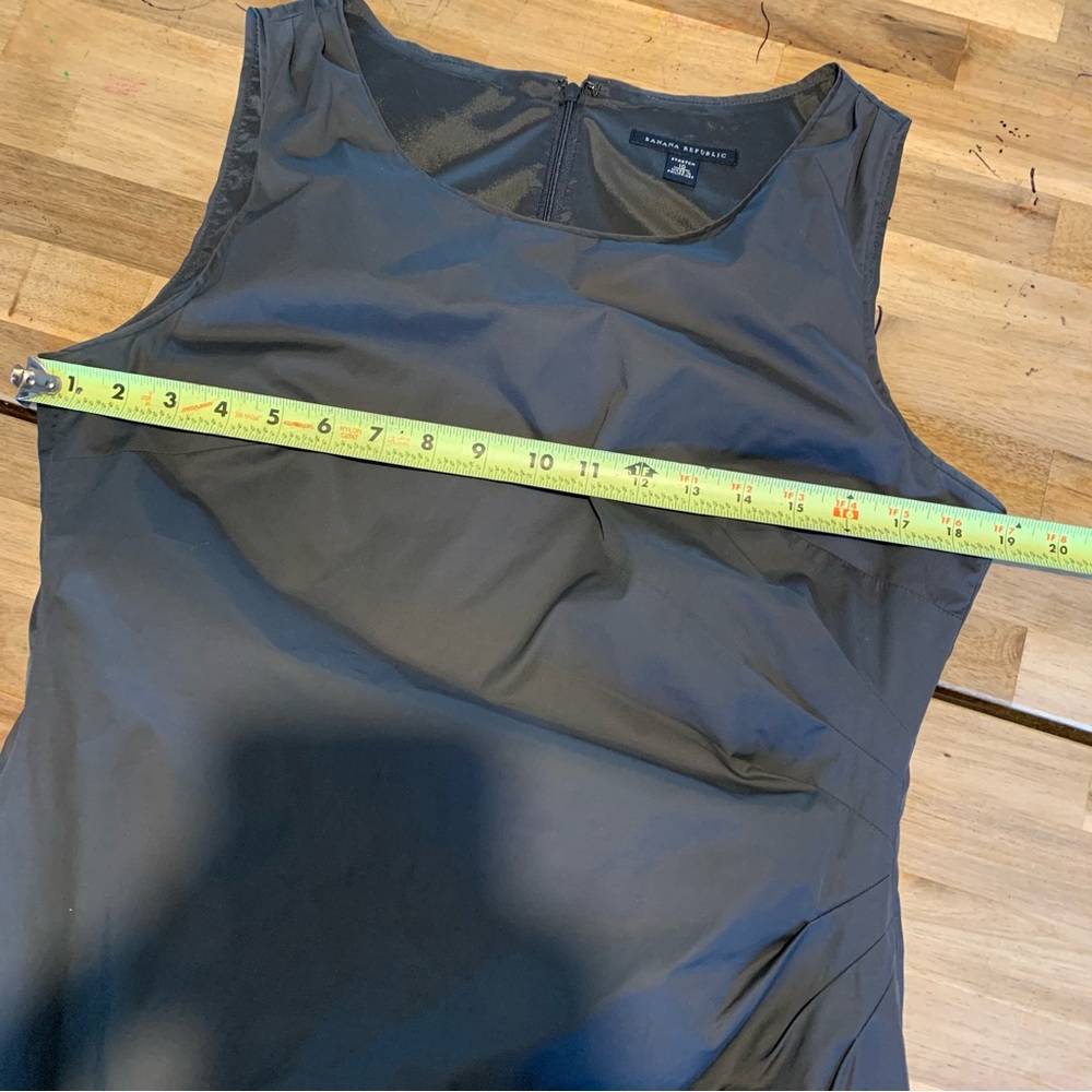 Banana Republic Grey Sleeveless Sheath Dress 10 - Picture 3 of 8